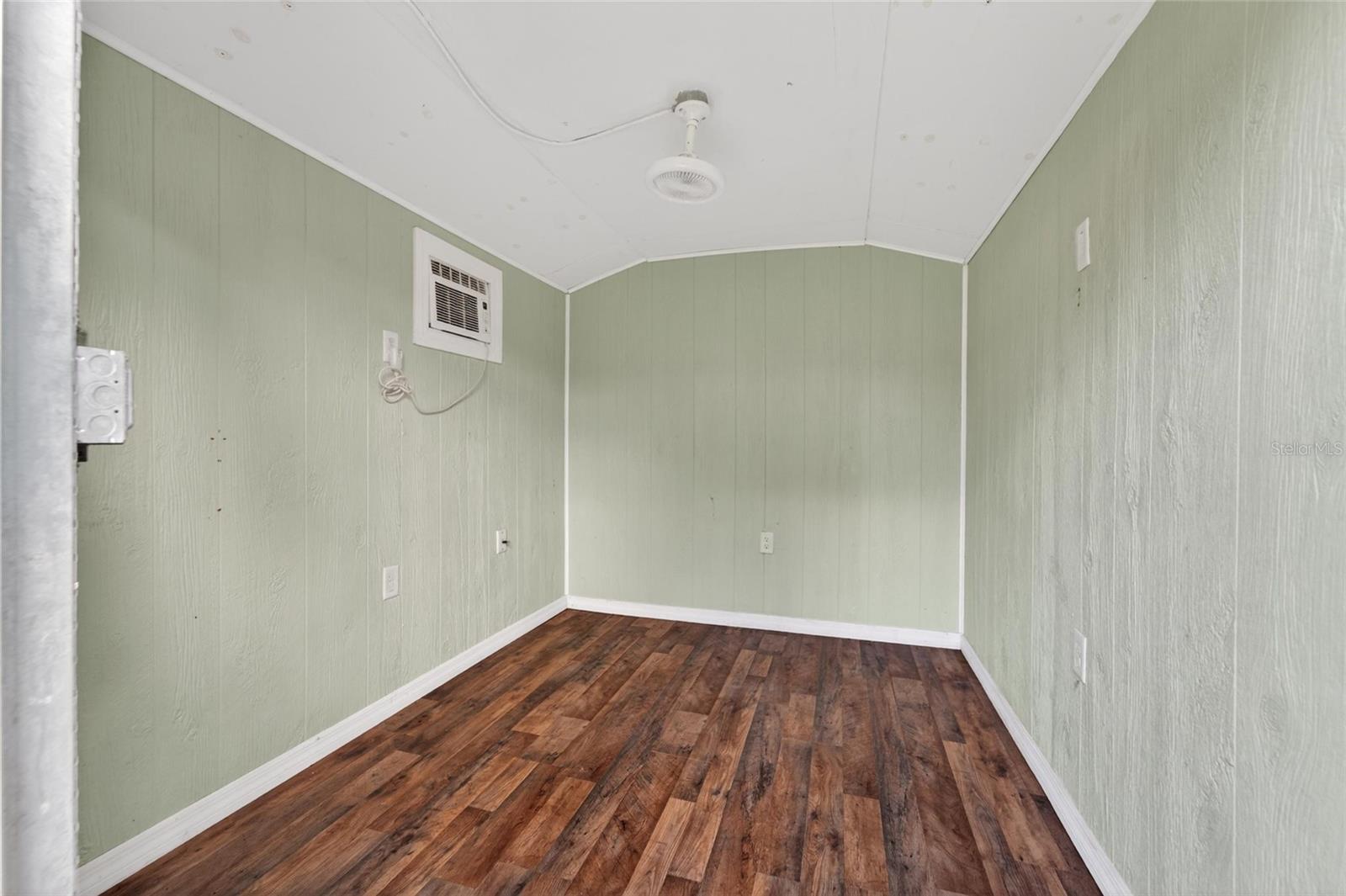 RANDOM OAKS PH I - Residential