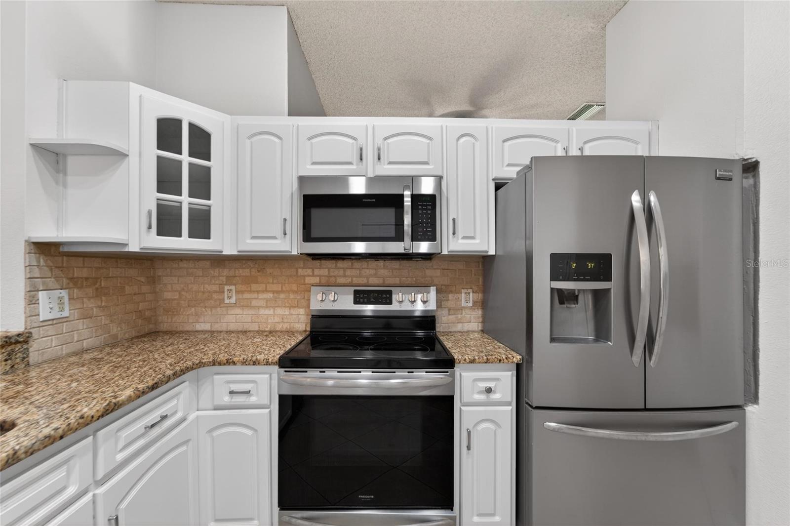 RANDOM OAKS PH I - Residential