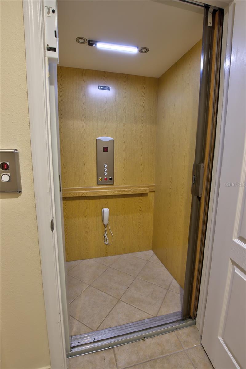 FOUNTAIN PARKE AT LAKE MARY - Residential