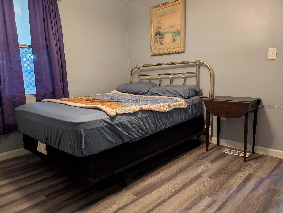 PINELLAS GROVES - Residential