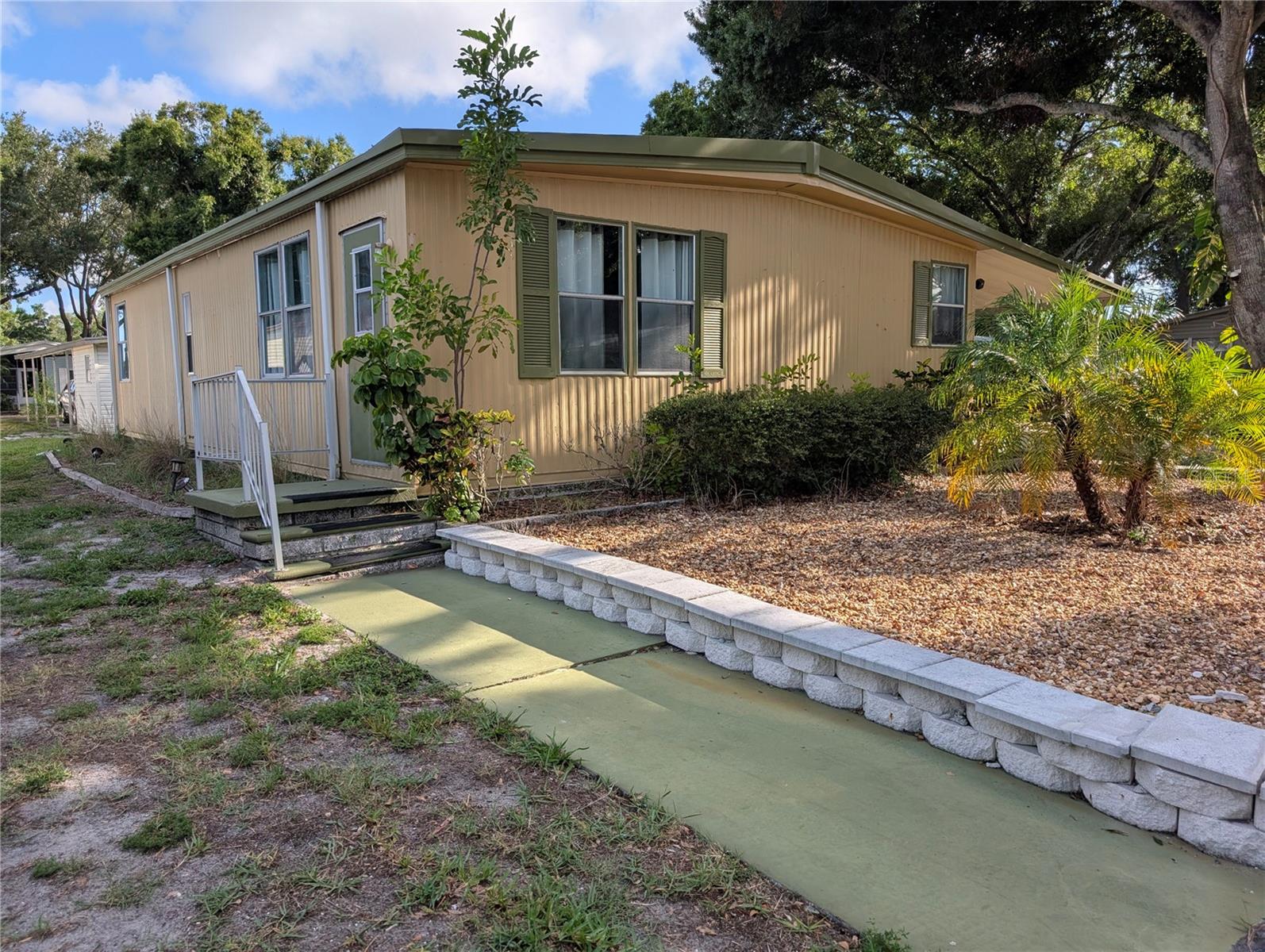 PINELLAS GROVES - Residential