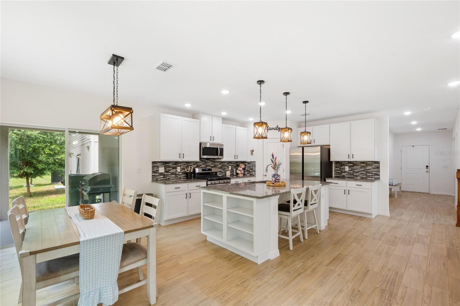 BRADFORD RIDGE - Residential