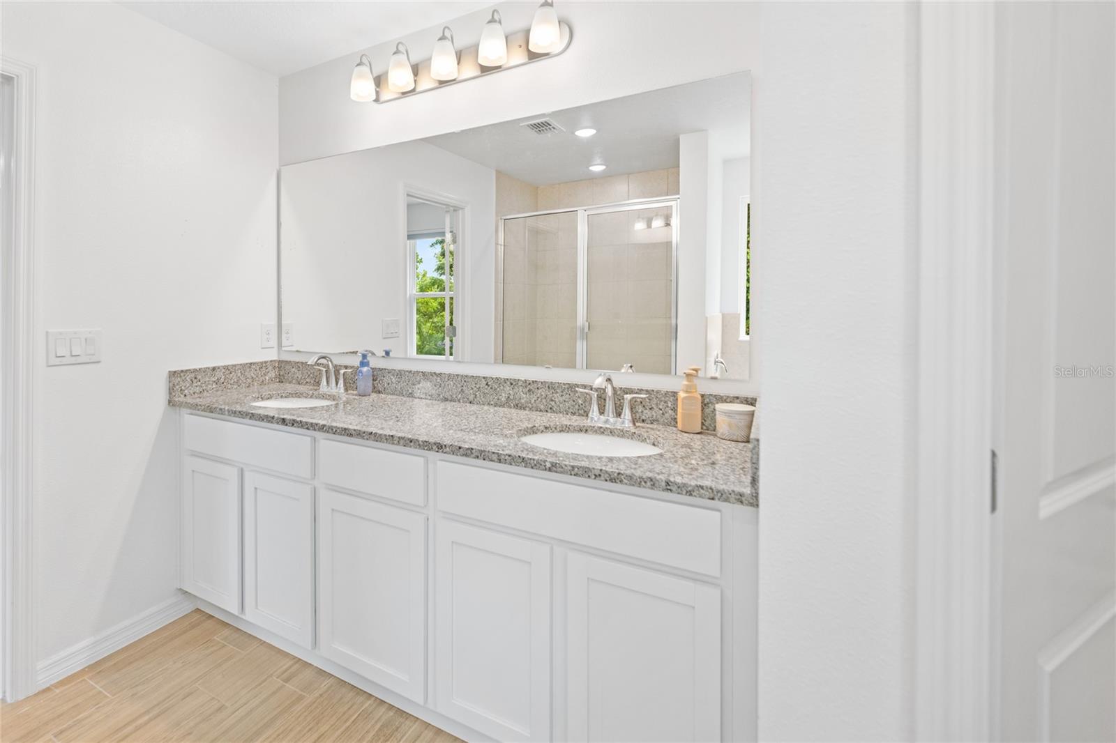 BRADFORD RIDGE - Residential