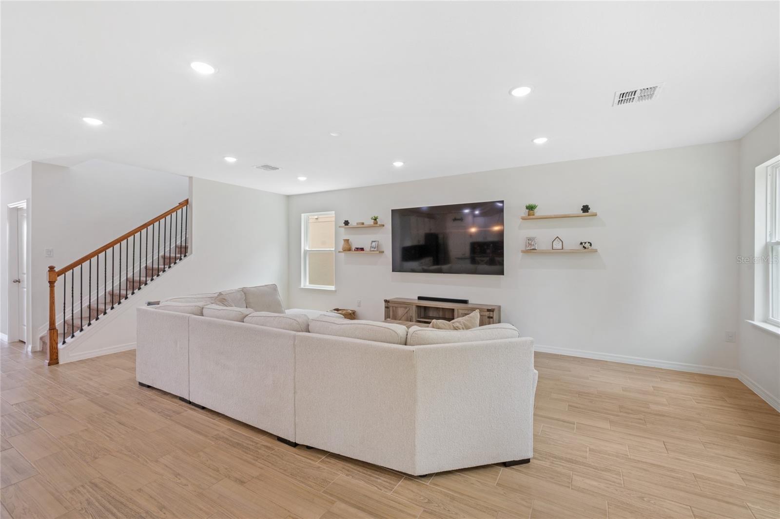 BRADFORD RIDGE - Residential