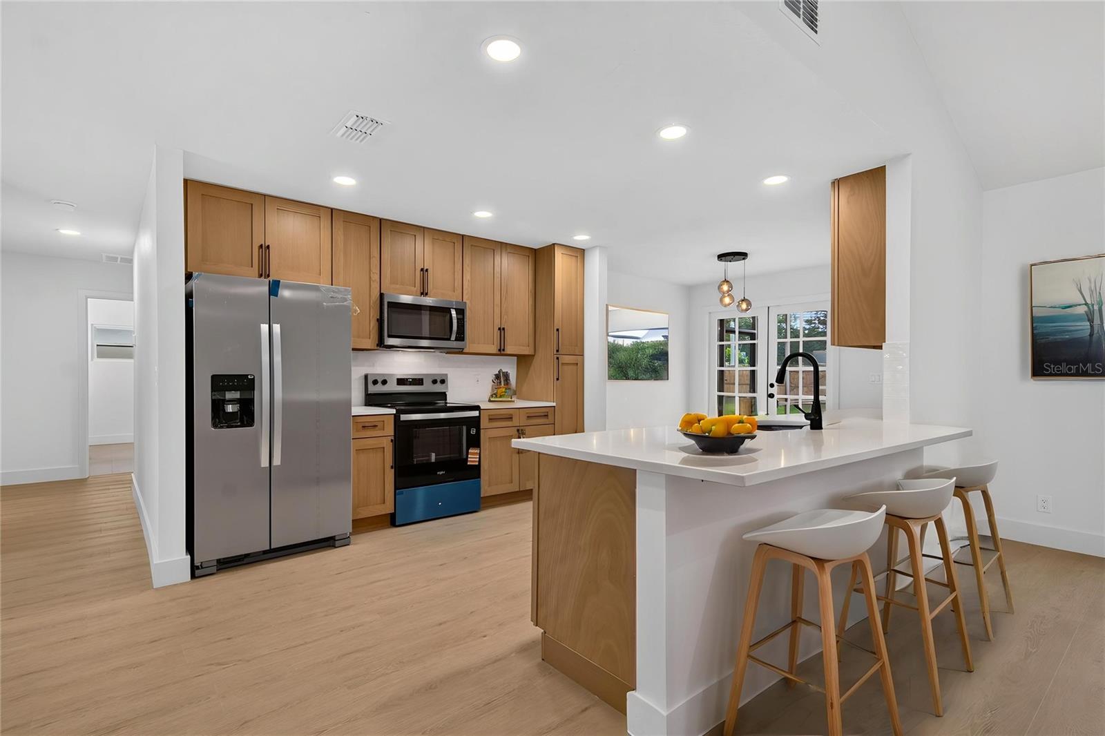 LAKE VALENCIA UNIT ONE - Residential