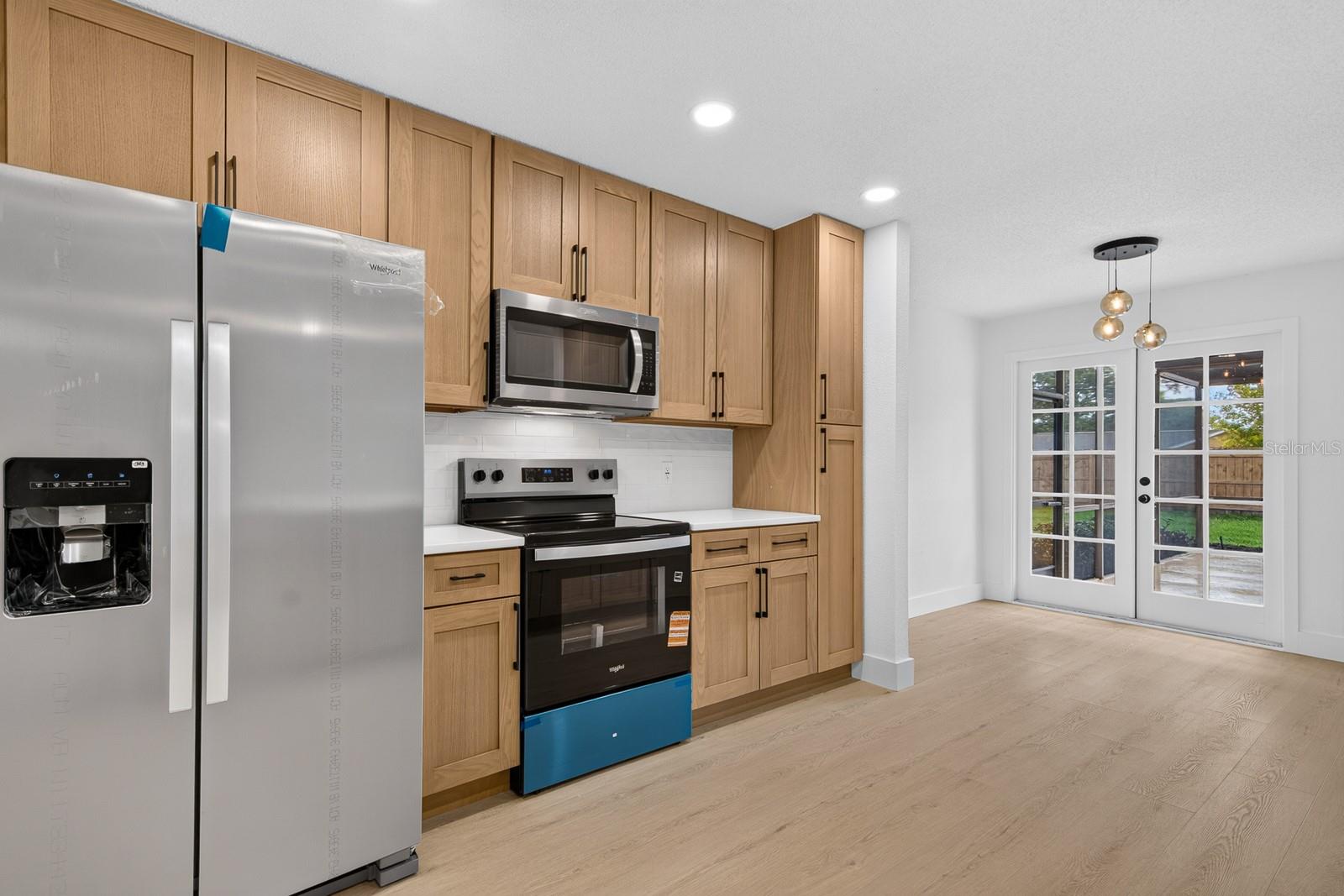 LAKE VALENCIA UNIT ONE - Residential
