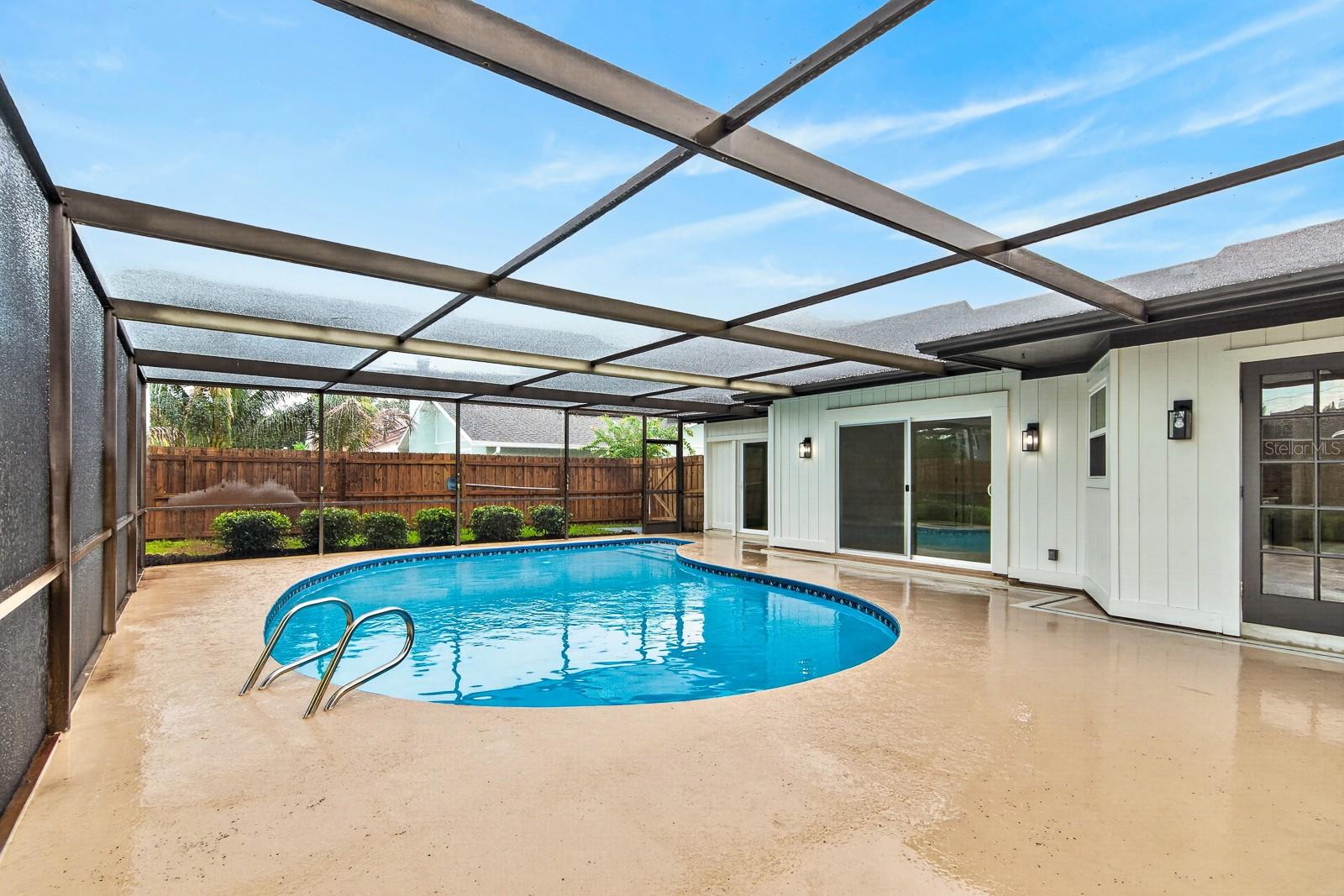 LAKE VALENCIA UNIT ONE - Residential
