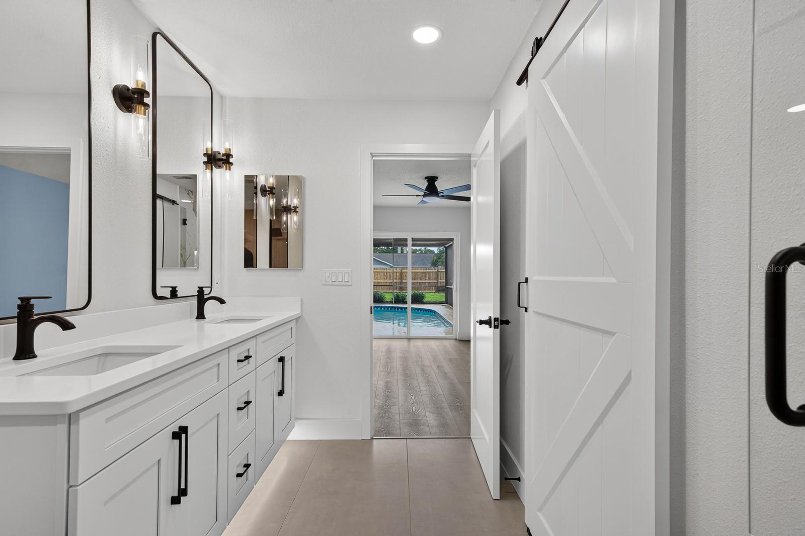 LAKE VALENCIA UNIT ONE - Residential