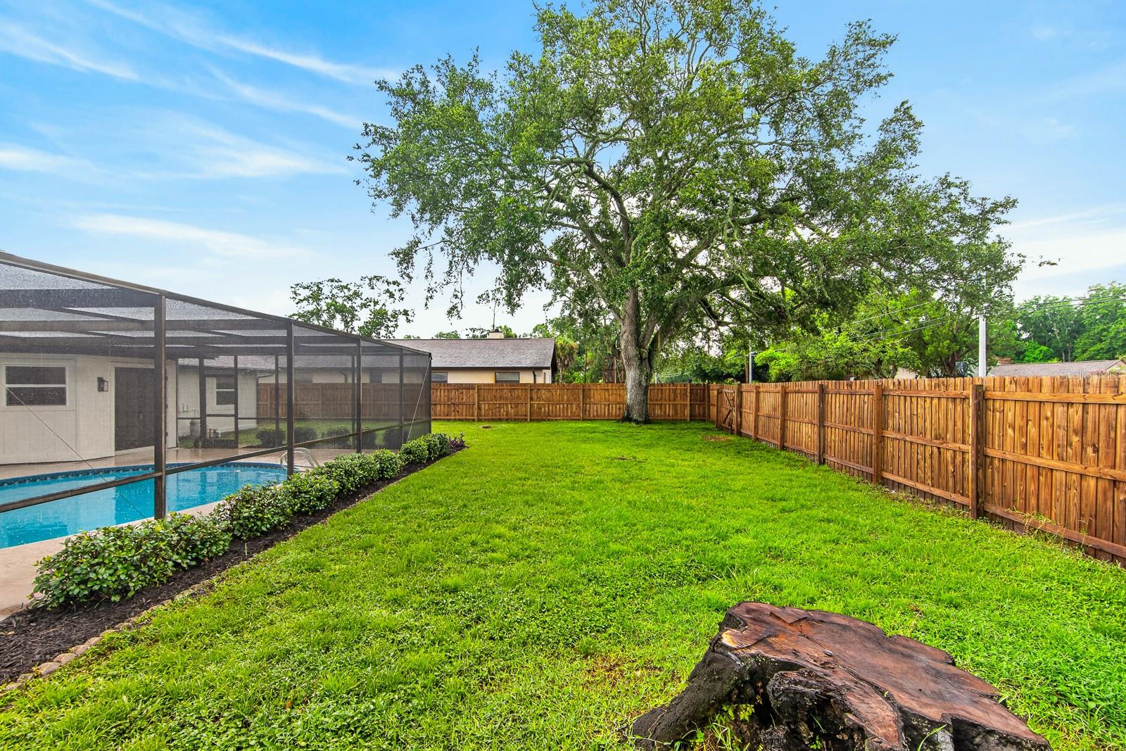 LAKE VALENCIA UNIT ONE - Residential