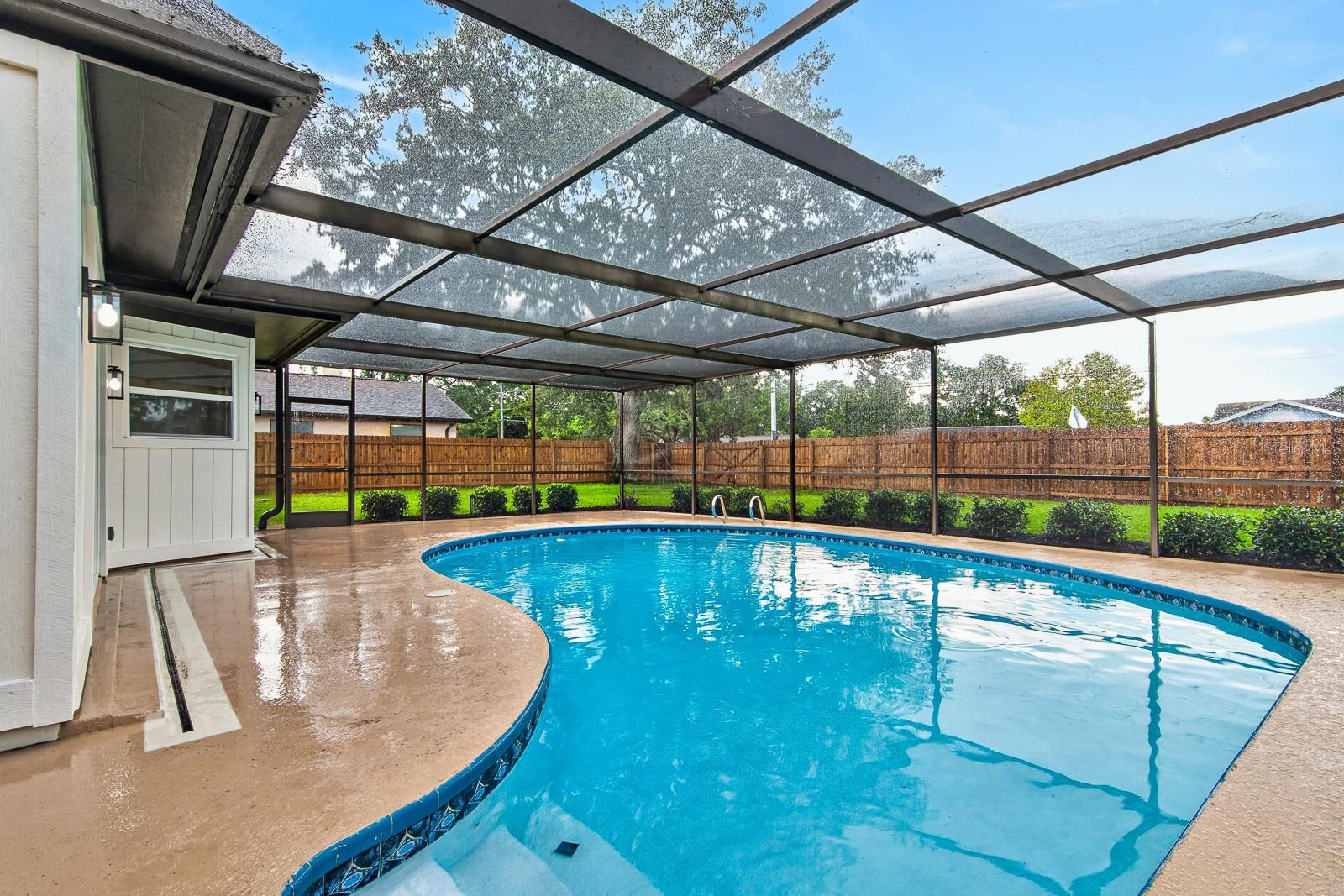 LAKE VALENCIA UNIT ONE - Residential