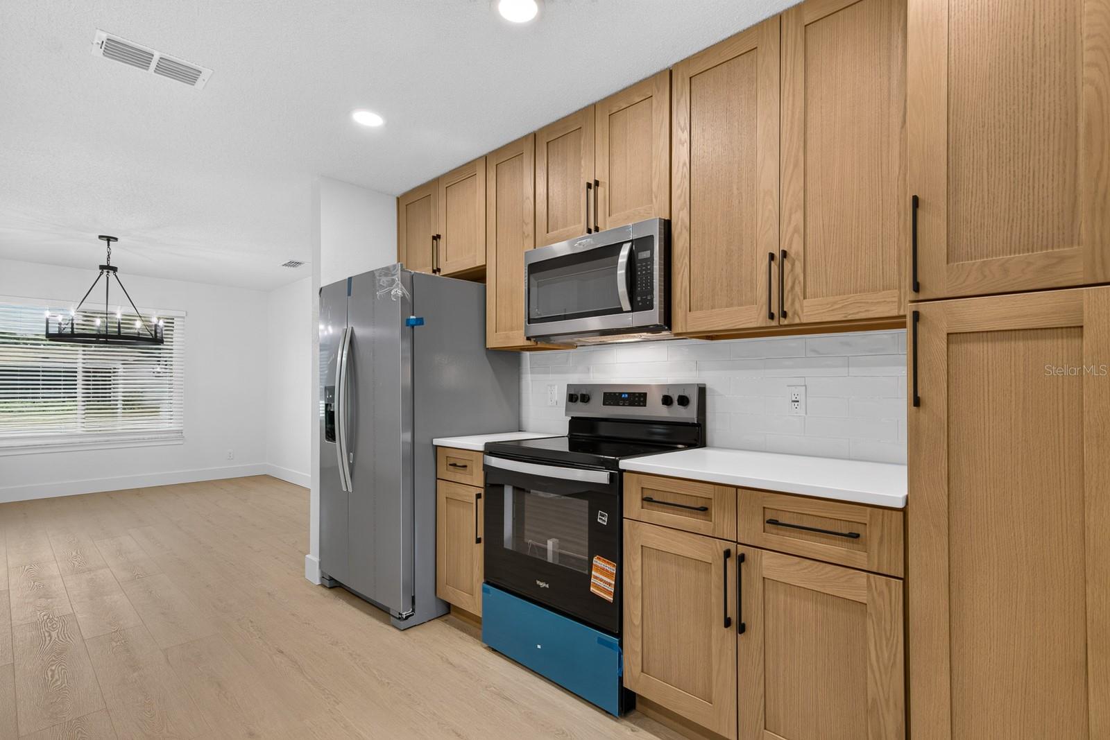 LAKE VALENCIA UNIT ONE - Residential