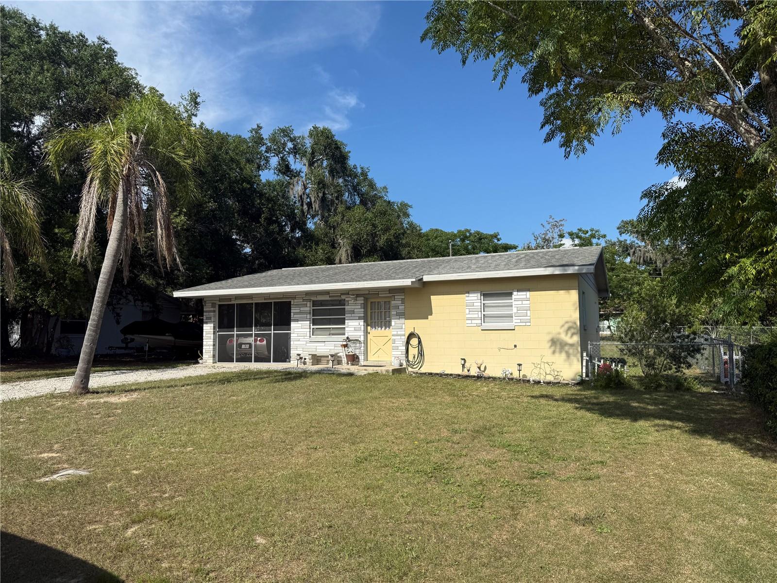 EUSTIS HOMEWOOD - Residential