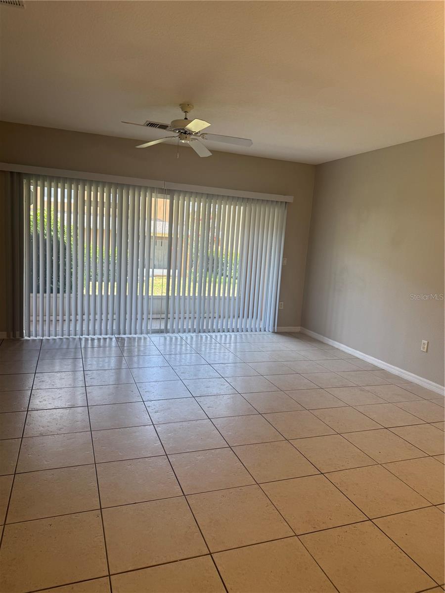 TOWNS LEGACY PARK - Residential Lease