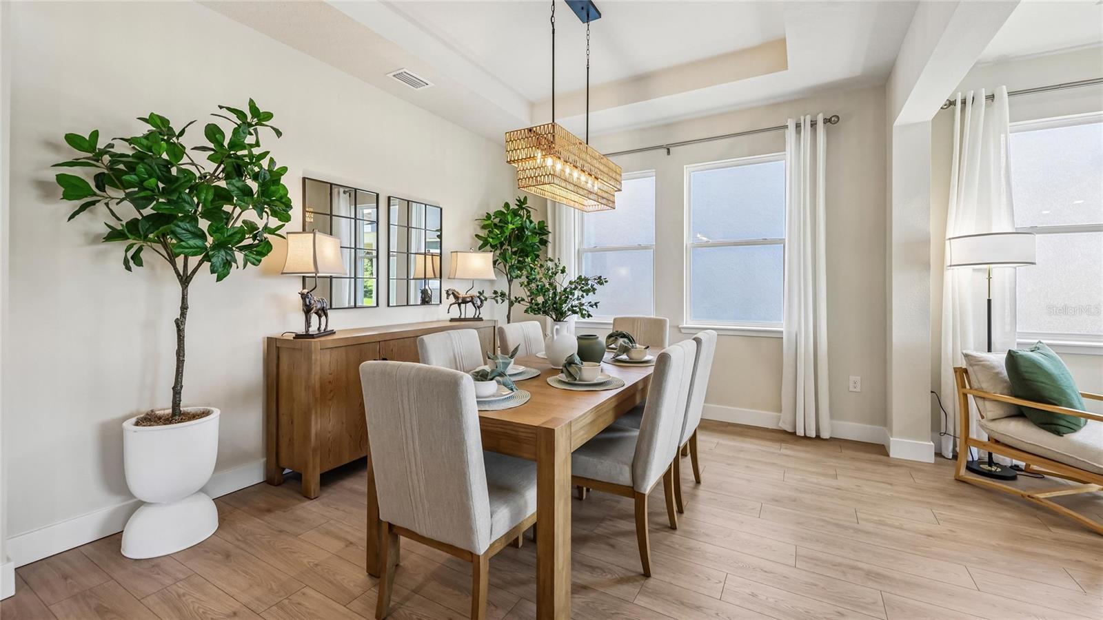 BUCHANAN TRAILS - Residential