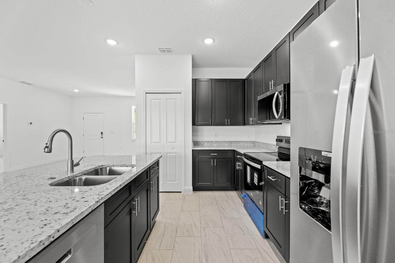 CITRUS SPGS UNIT 22 - Residential