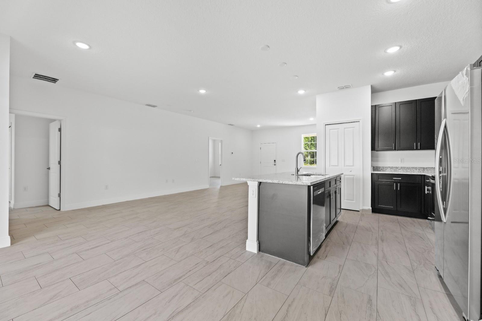 CITRUS SPGS UNIT 22 - Residential