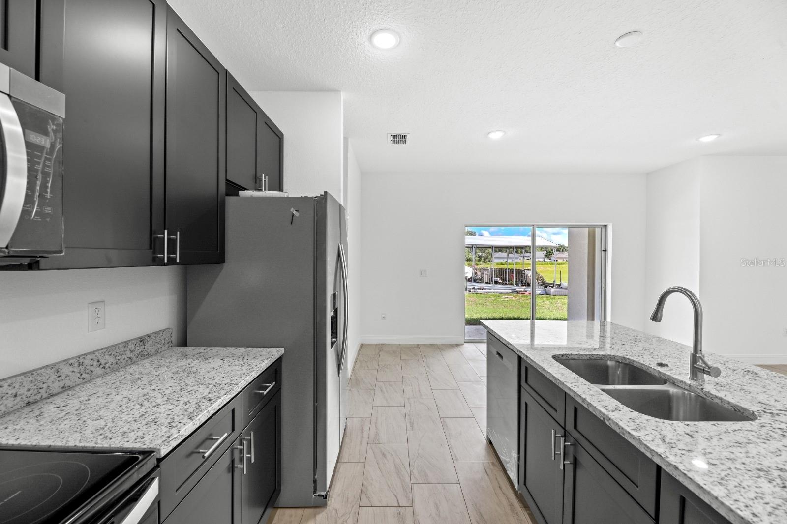 CITRUS SPGS UNIT 22 - Residential
