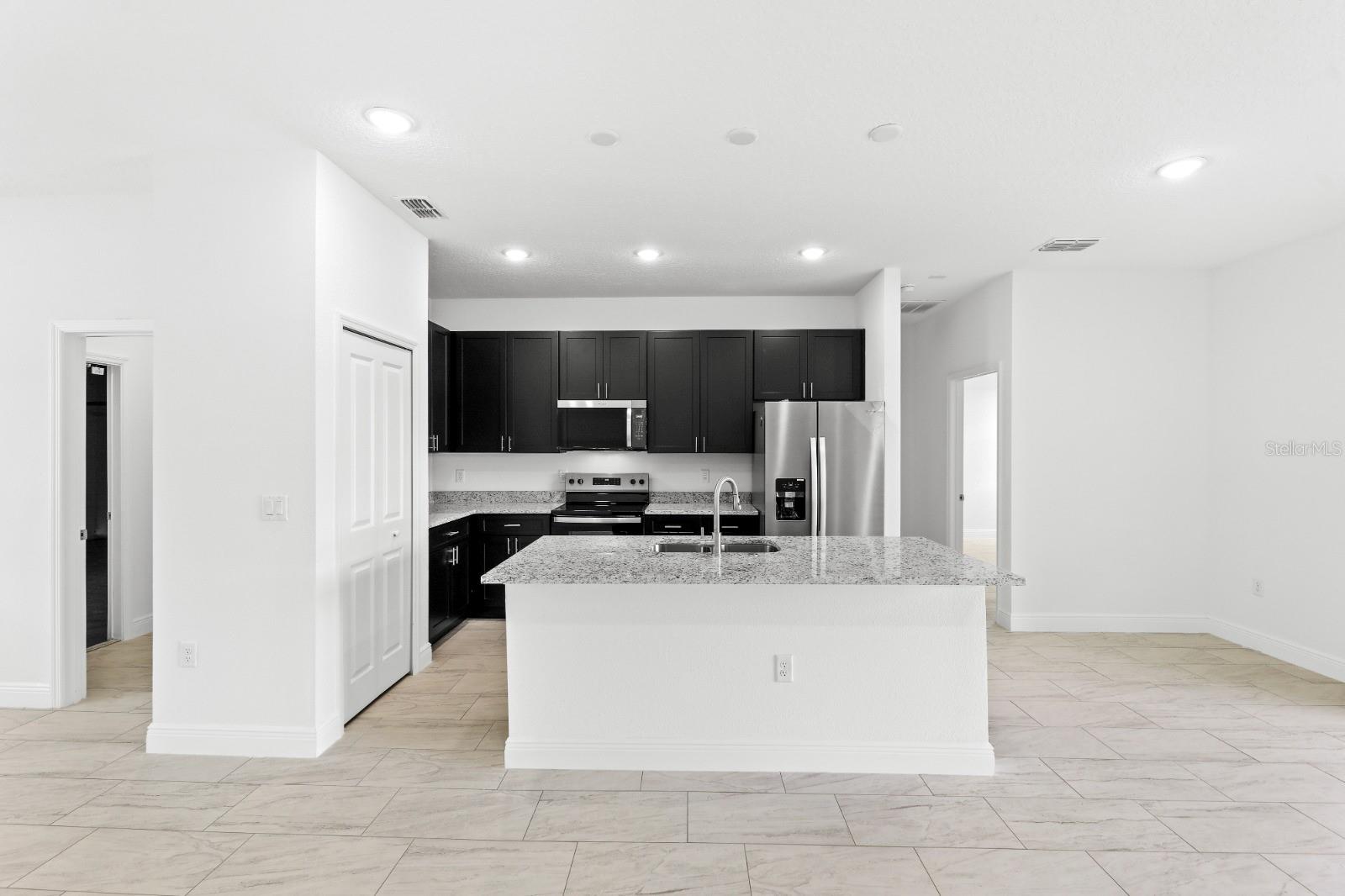 CITRUS SPGS UNIT 22 - Residential