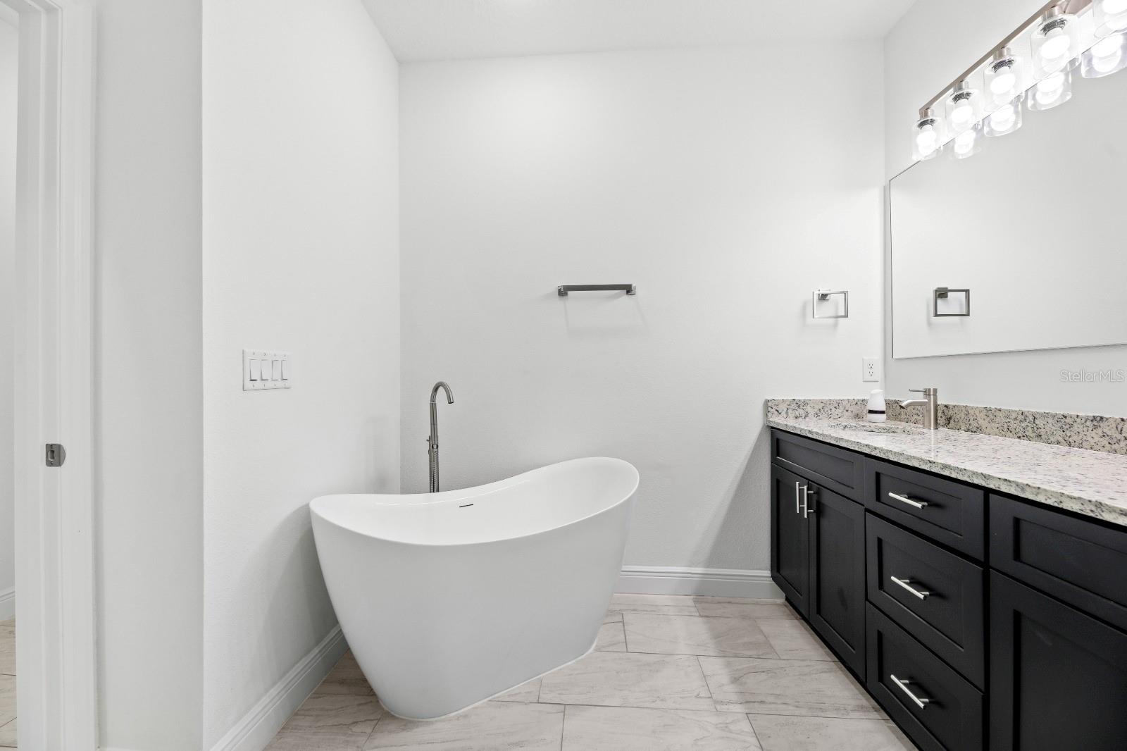 CITRUS SPGS UNIT 22 - Residential
