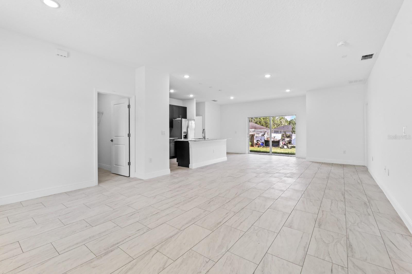 CITRUS SPGS UNIT 22 - Residential