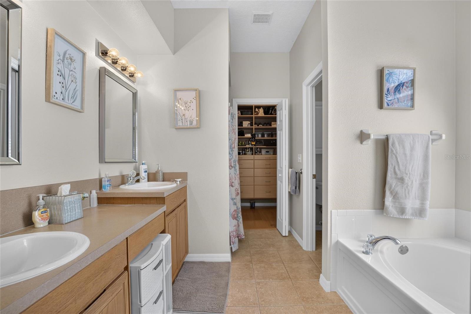 SOUTH FORK UNIT 4 - Residential