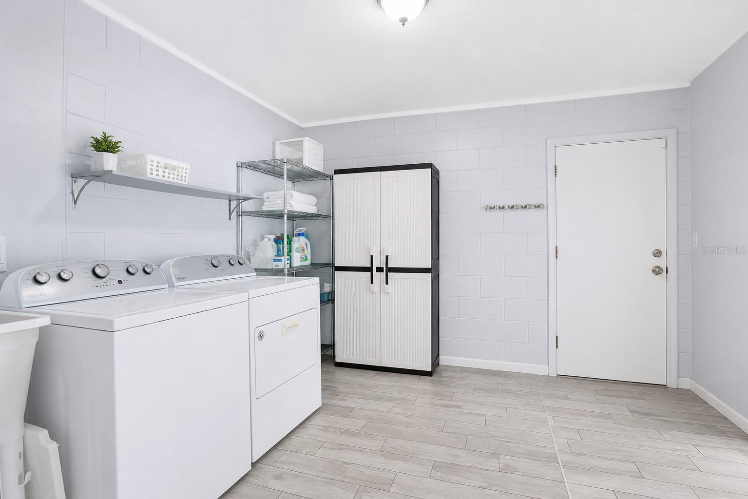 JAN PHYL VILLAGE - Residential