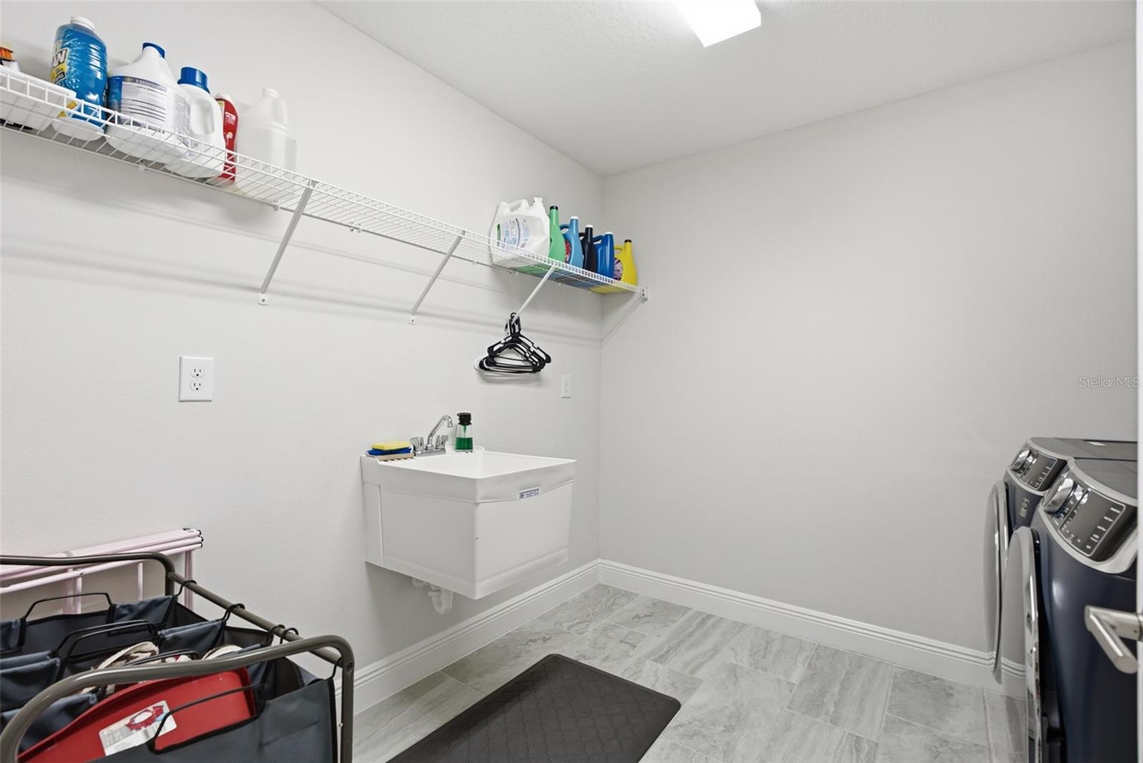 HINTON HAWKSTONE PHASE 1A2 - Residential