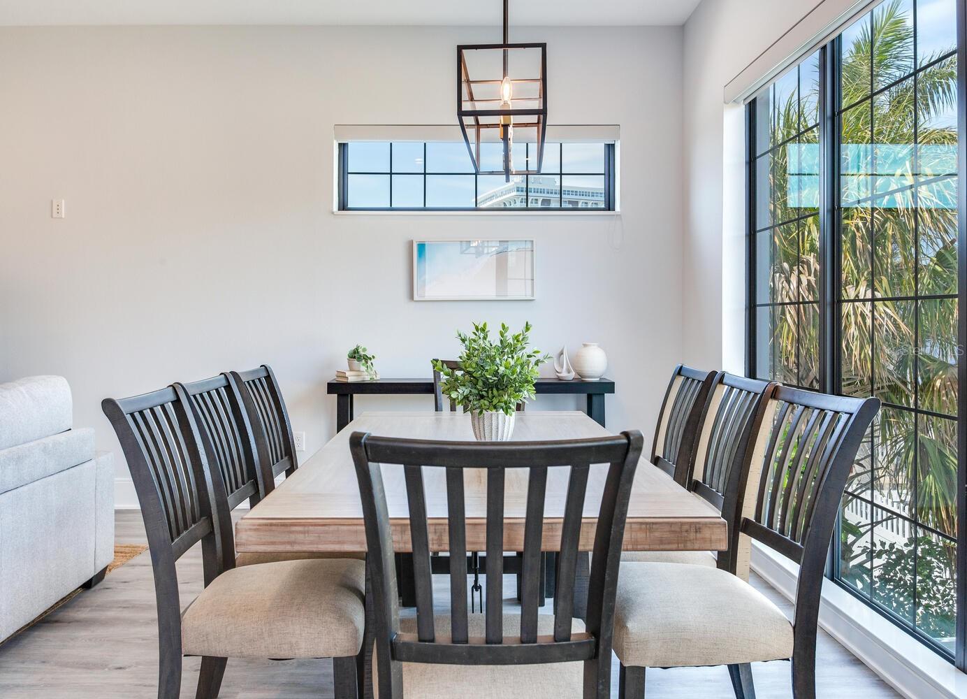 GAY SHORES - Residential Lease