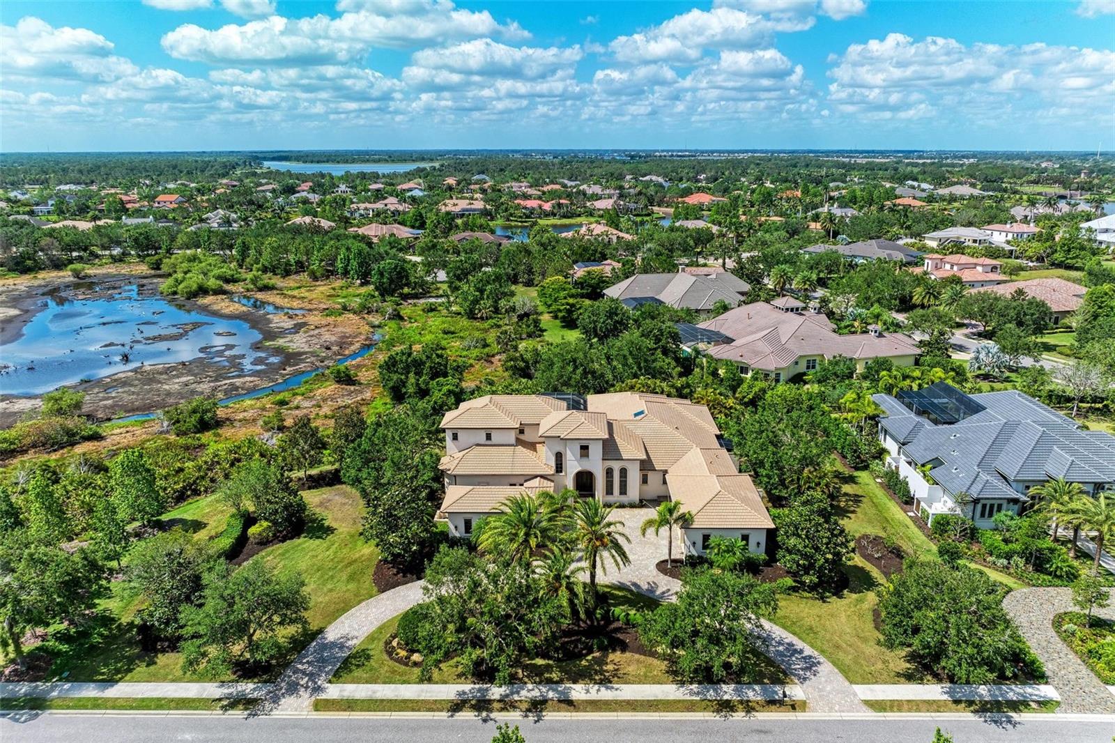 LAKE CLUB PH I - Residential