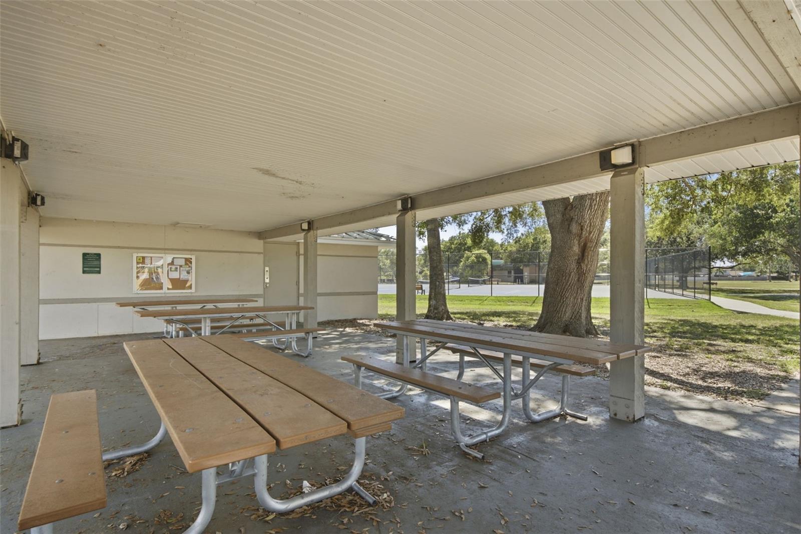 COUNTRY PLACE WEST UNIT II - Residential
