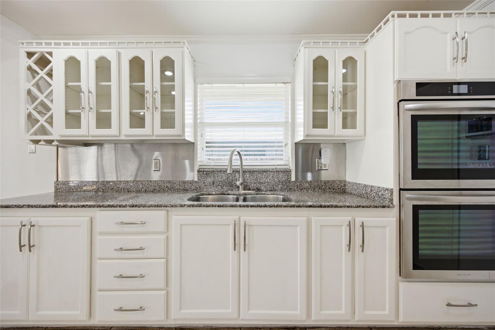 COUNTRY PLACE WEST UNIT II - Residential