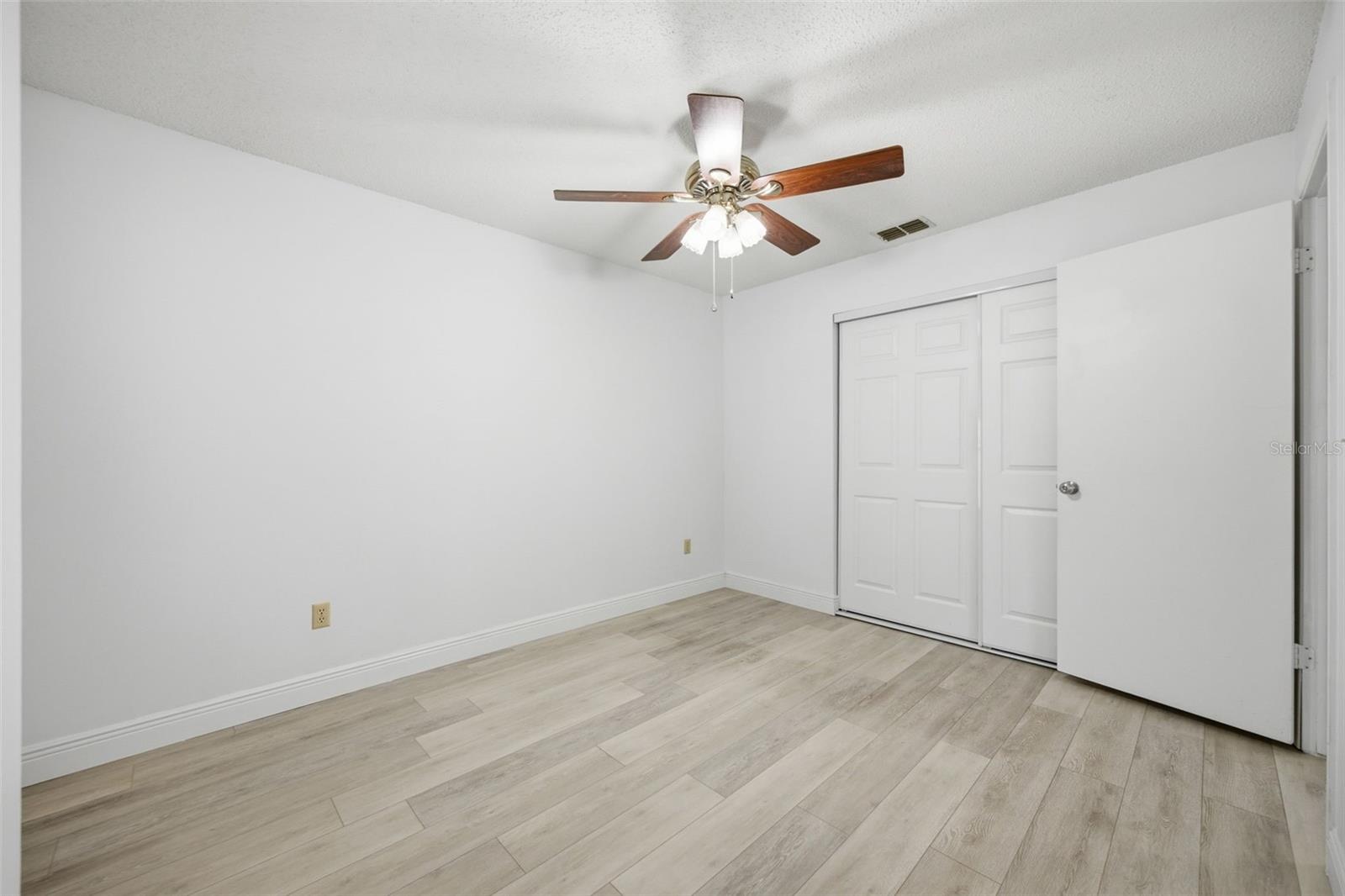 COUNTRY PLACE WEST UNIT II - Residential