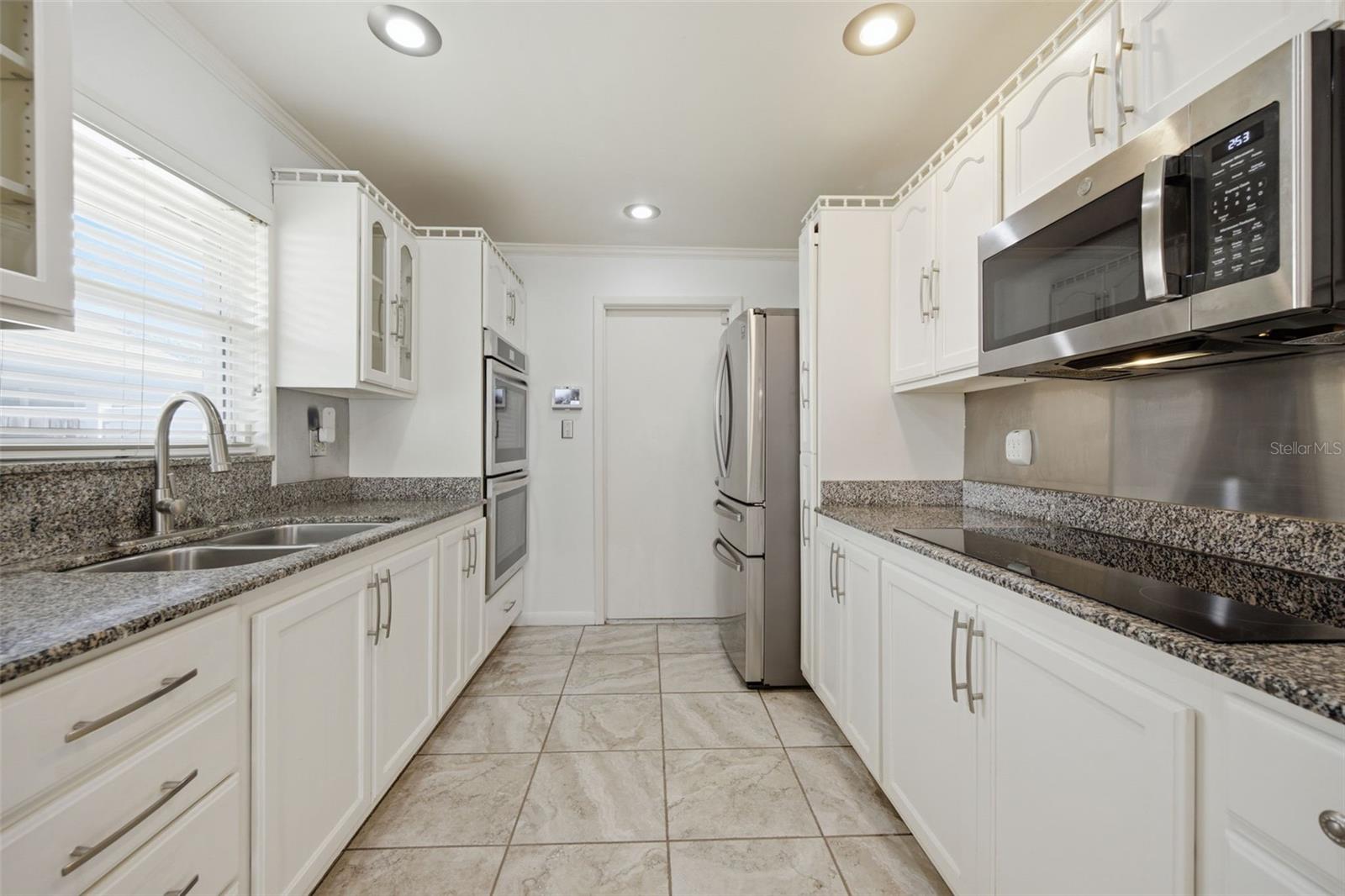 COUNTRY PLACE WEST UNIT II - Residential