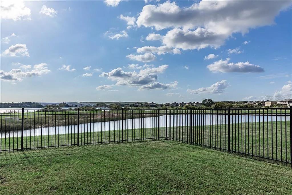 MAGNOLIA PARK - Residential
