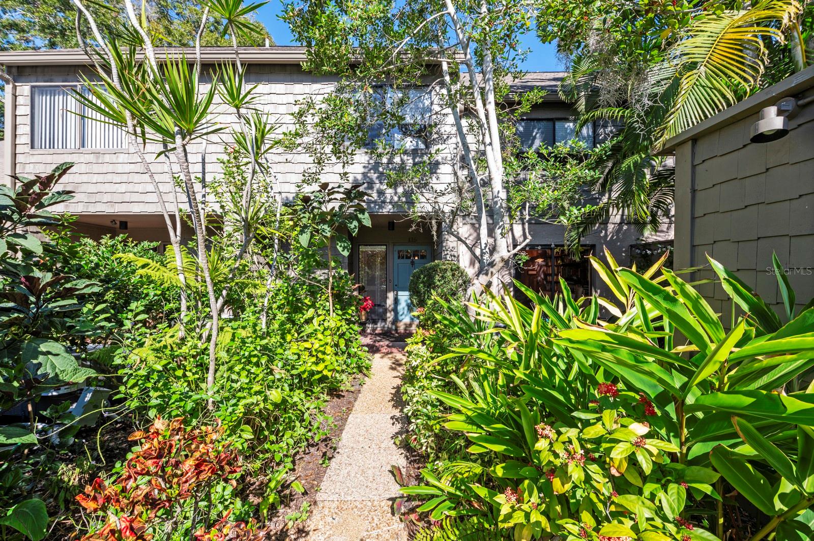 PELICAN COVE III - Residential