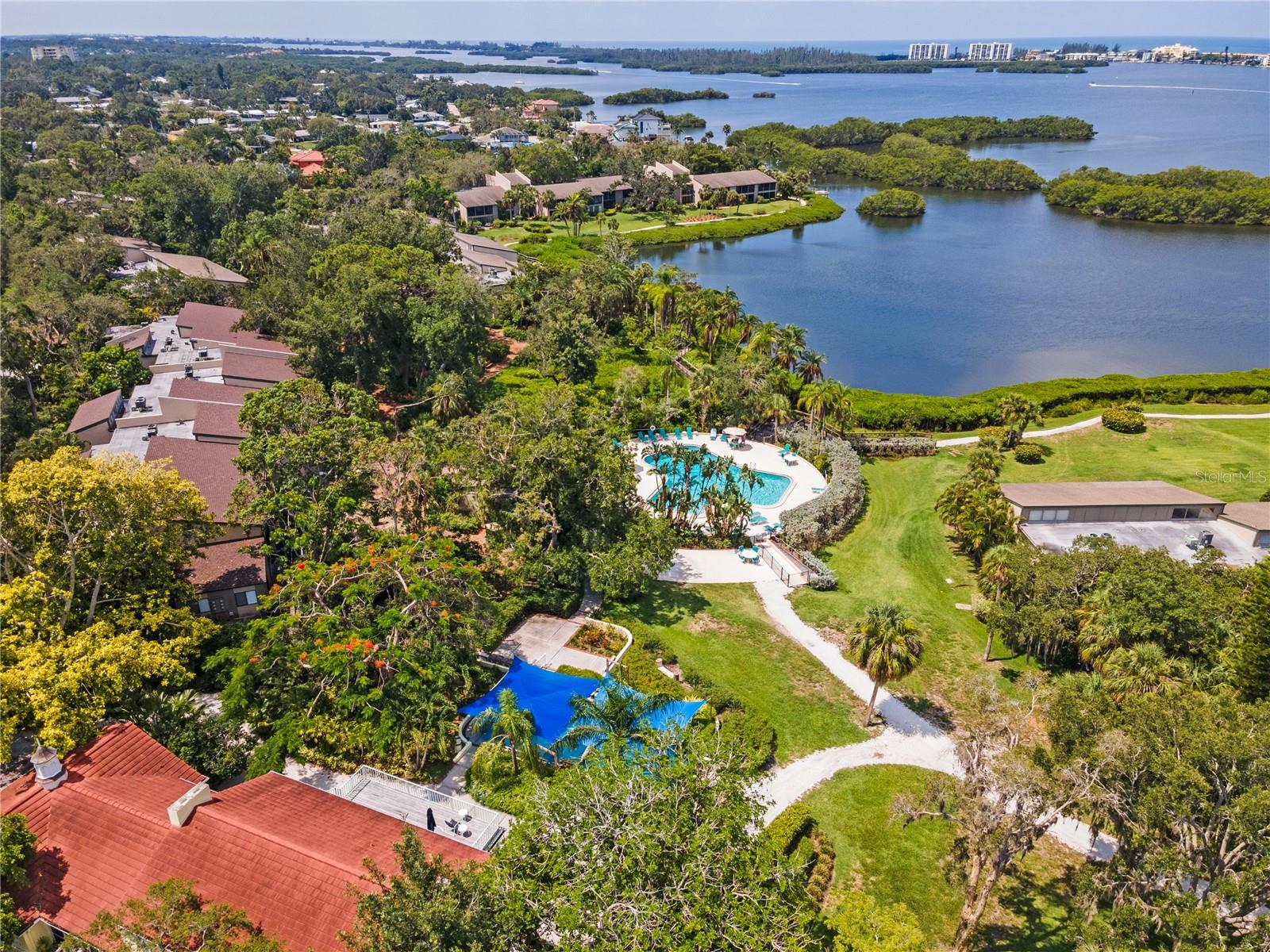 PELICAN COVE III - Residential