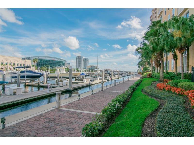 PARKCREST HARBOUR ISLAND CONDO - Residential