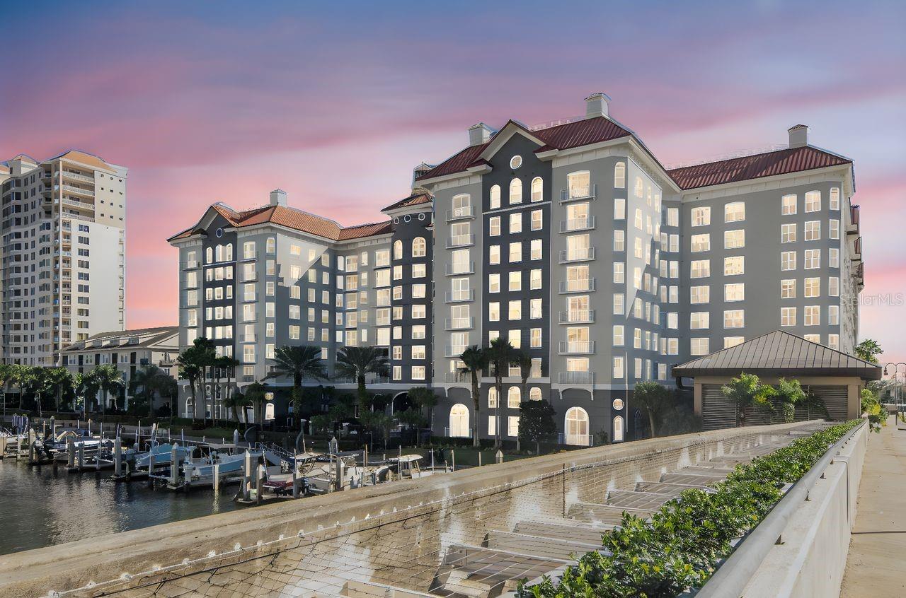 PARKCREST HARBOUR ISLAND CONDO - Residential