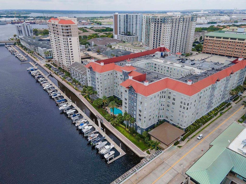 PARKCREST HARBOUR ISLAND CONDO - Residential