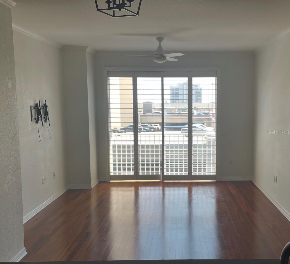 PARKCREST HARBOUR ISLAND CONDO - Residential