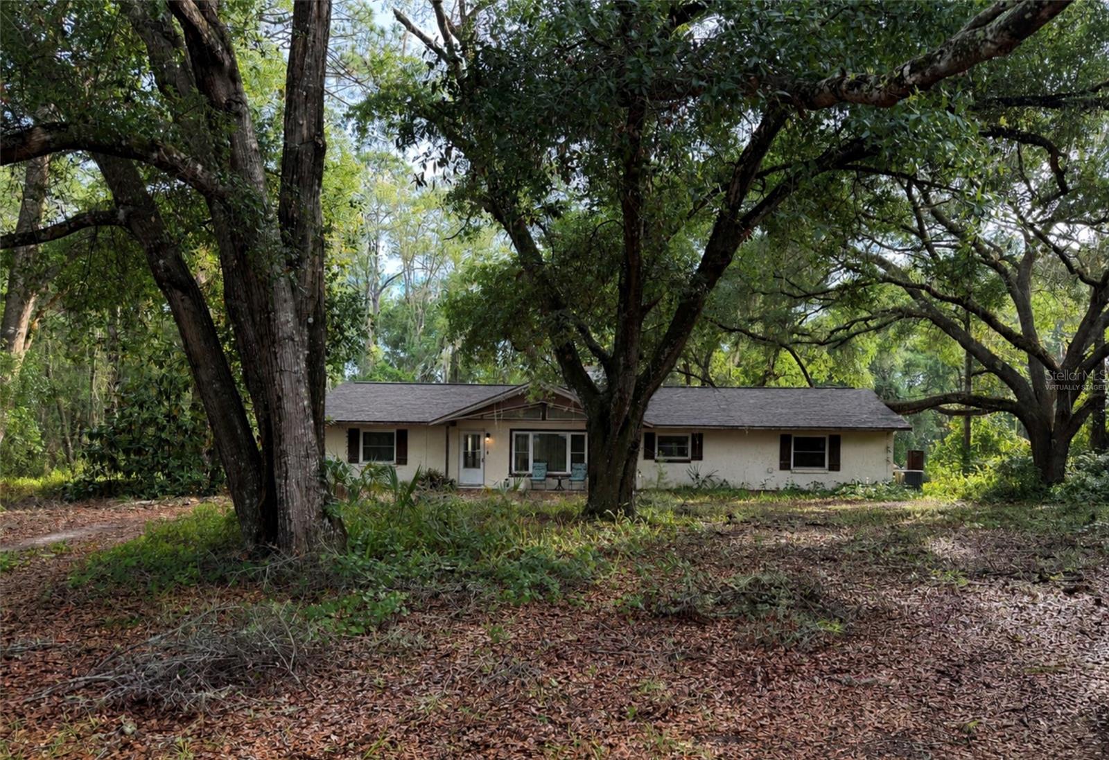LAKE & FOREST CLUB - Residential