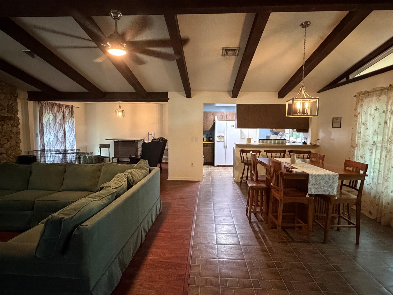 LAKE & FOREST CLUB - Residential