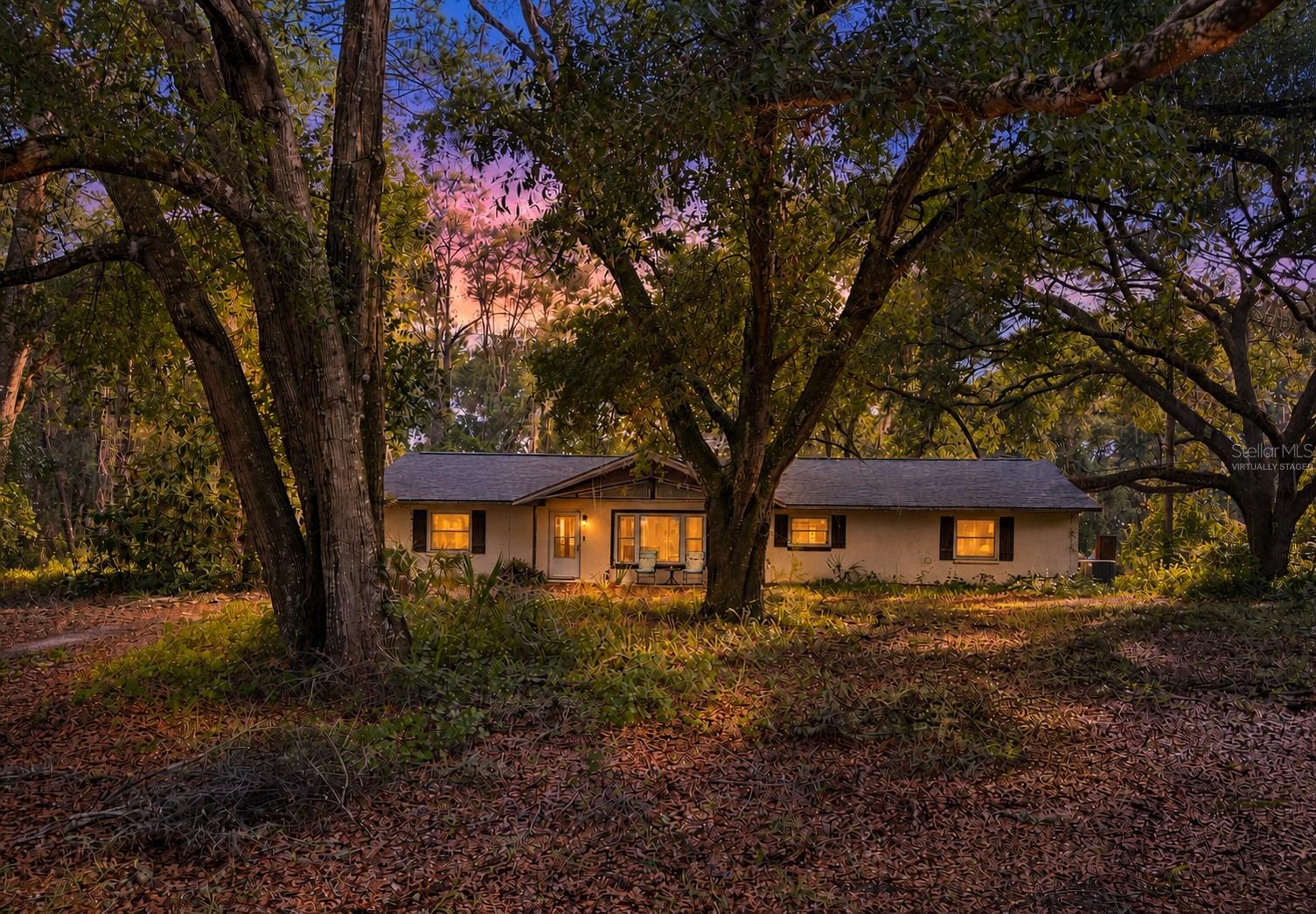 LAKE & FOREST CLUB - Residential