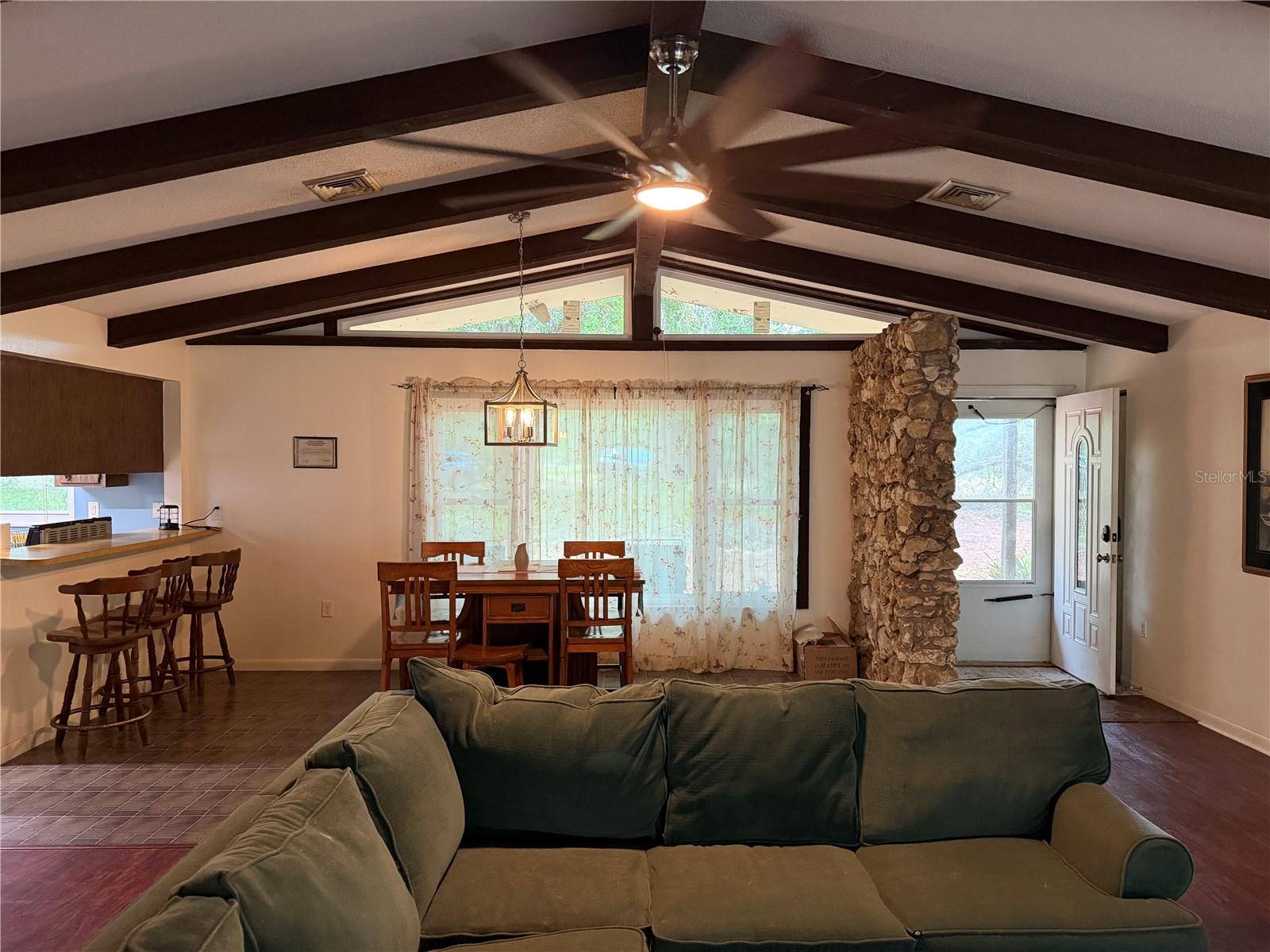 LAKE & FOREST CLUB - Residential