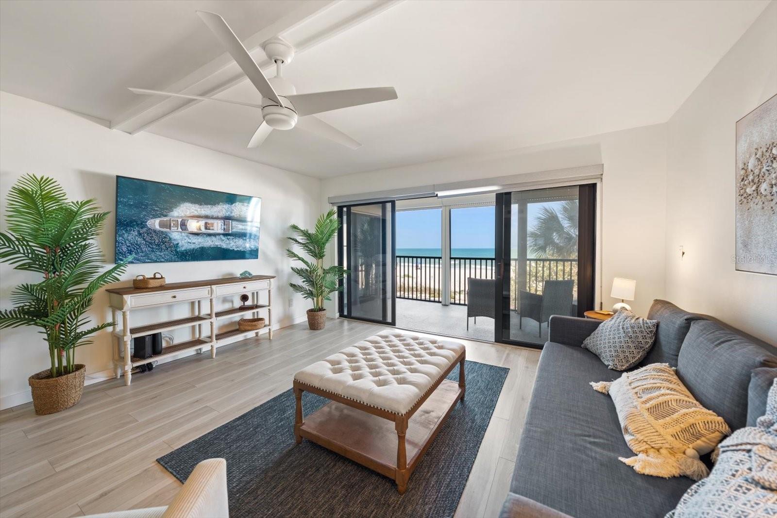 REFLECTIONS ON THE GULF CONDO - Residential