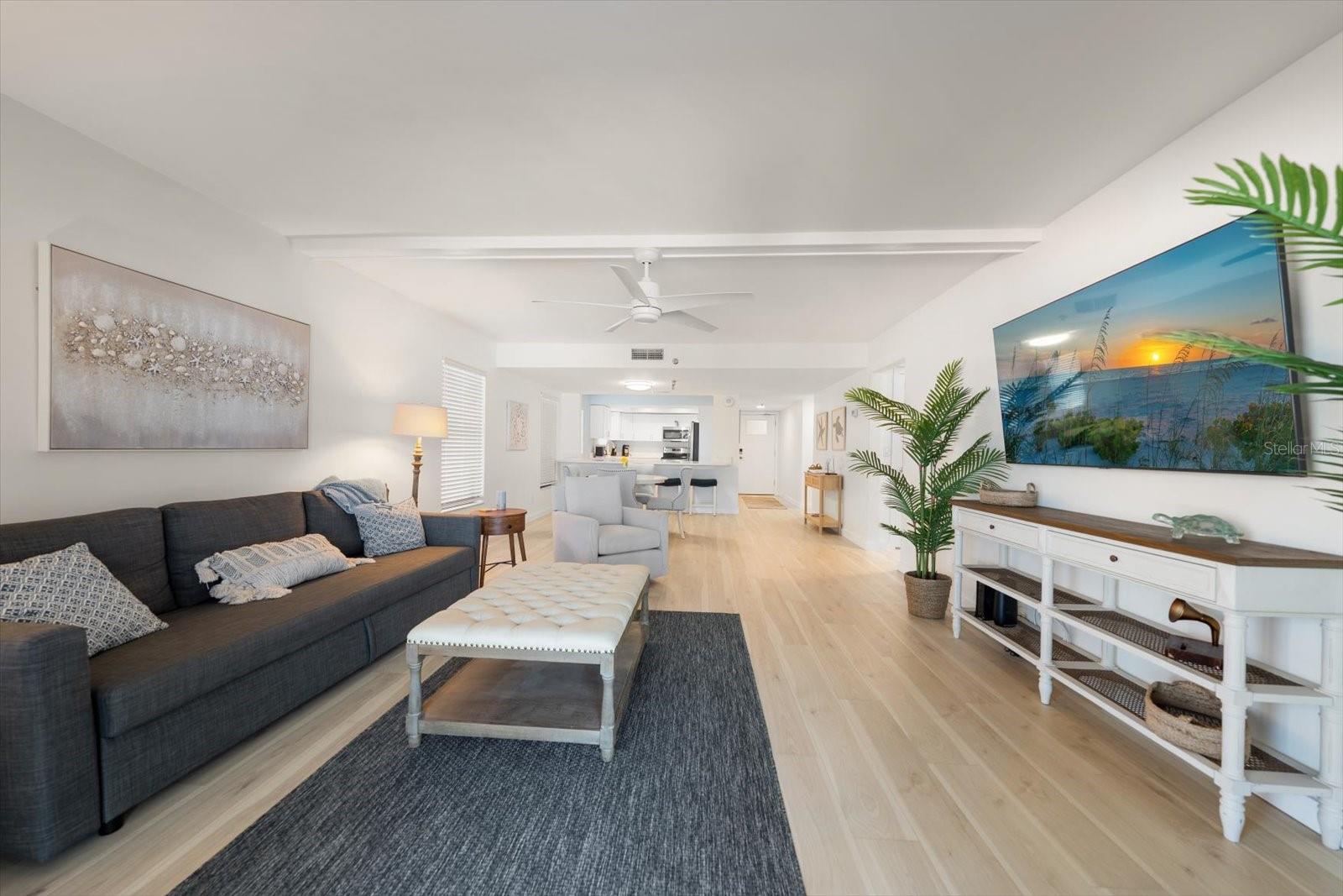 REFLECTIONS ON THE GULF CONDO - Residential