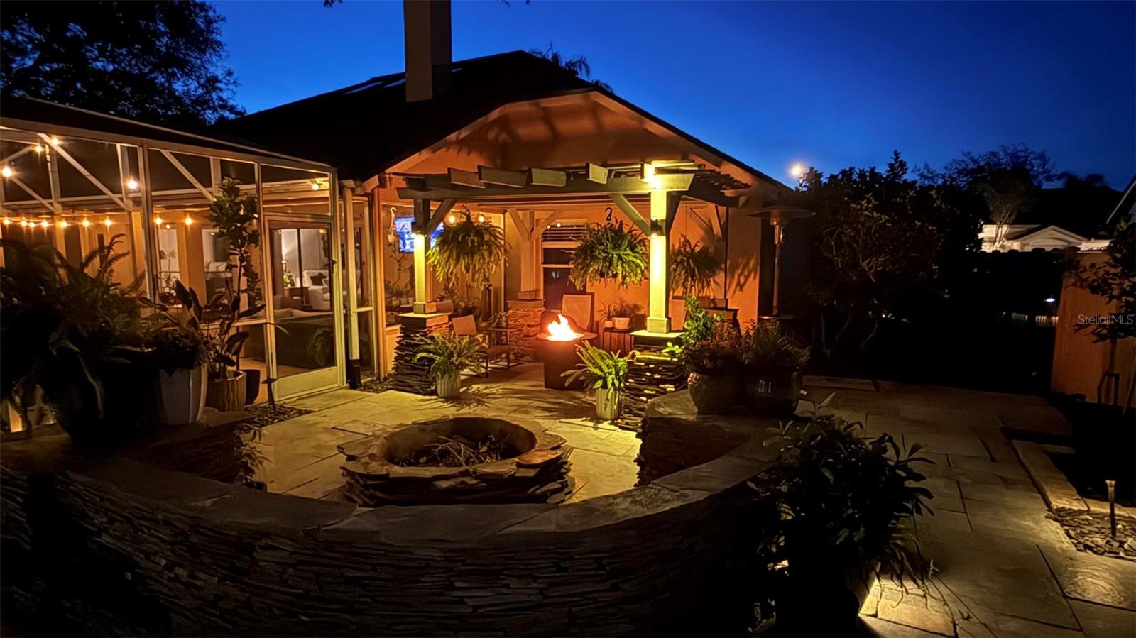 BENTLEY WOODS - Residential