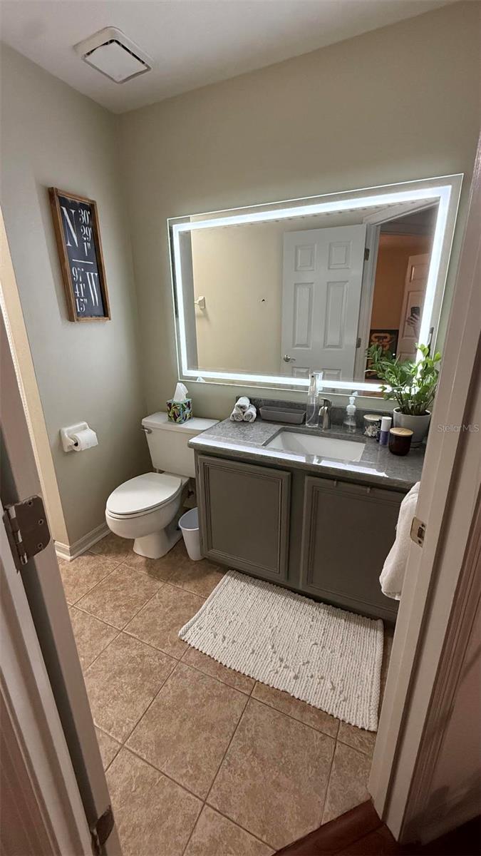 BENTLEY WOODS - Residential