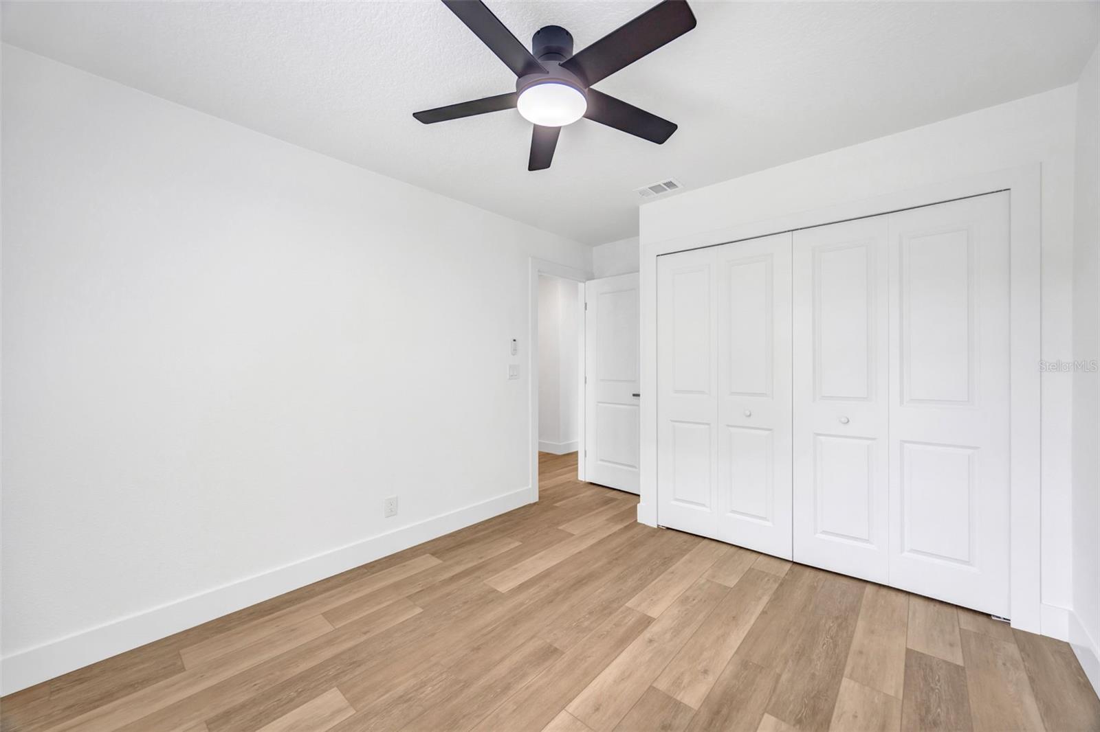 RIVER RUN UNIT 1 - Residential