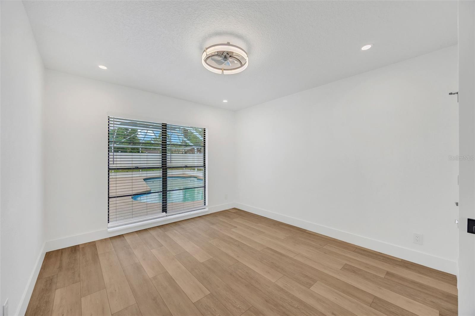 RIVER RUN UNIT 1 - Residential